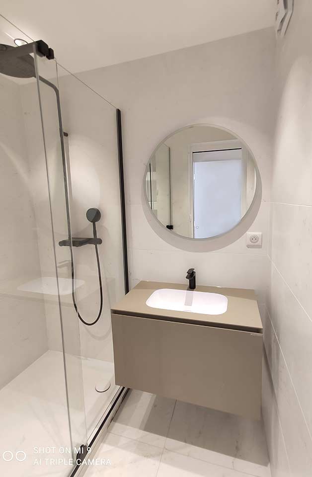 Salle de bain rénovée — Rousset